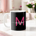 Monogram Stylish Modern Hot Pink Black Kaffeetasse<br><div class="desc">Mit unserer Monogram Stylish Modern Hot Pink Coffee Tasse schlürfen Sie stilvoll! Diese Tasse mit ihrem Monogramm in einem eleganten, modernen Schriftart ist mit einem lebhaften, rosa Design personalisiert und bietet eine schicke und individuelle Touch. Ideal für Ihren Kaffee oder Tee am Morgen, kombiniert es moderne Ästhetik mit alltäglicher Funktionalität....</div>