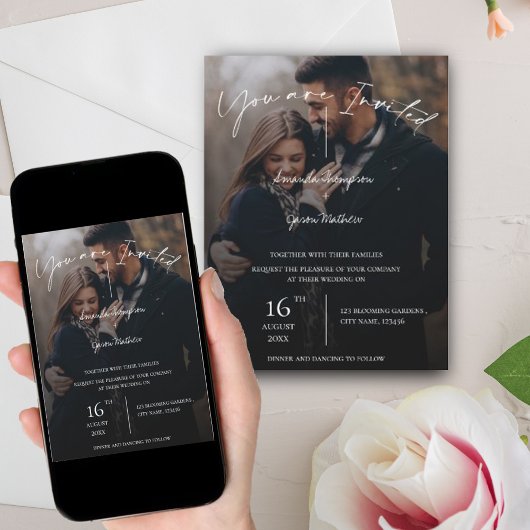 Monogram Text Overlay Typografy Foto Wedding Einladung