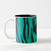 Monogram Tiger Schwarz und Aquamarines Druckmuster Zweifarbige Tasse (Links)