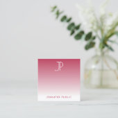 Monogram Trend Farbe Viva Magenta Vorlage Quadratische Visitenkarte (Stehend Vorderseite)