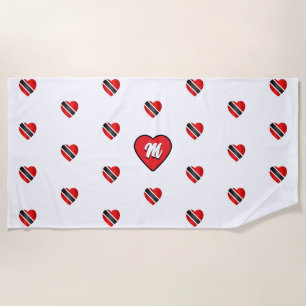 MONOGRAM Trinidad und Tobago Herz Flagge auf WEISS Strandtuch