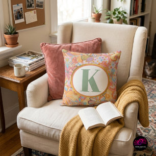 Monogram Trippy Nostalgic Floral Mood Kissen