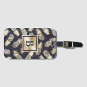 Monogram Tropical Pineapple Girly Gold Navy Gepäckanhänger (Vorderseite (Horizontal))