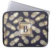 Monogram Tropical Pineapple Girly Gold Navy Laptopschutzhülle (Vorderseite)