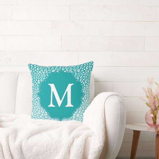 Monogram Turquoise Leopard Print Kissen (Liege)