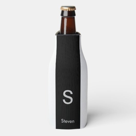 Monogram Two Tone Modern Black and White Flaschenkühler (Flaschenvorderseite)