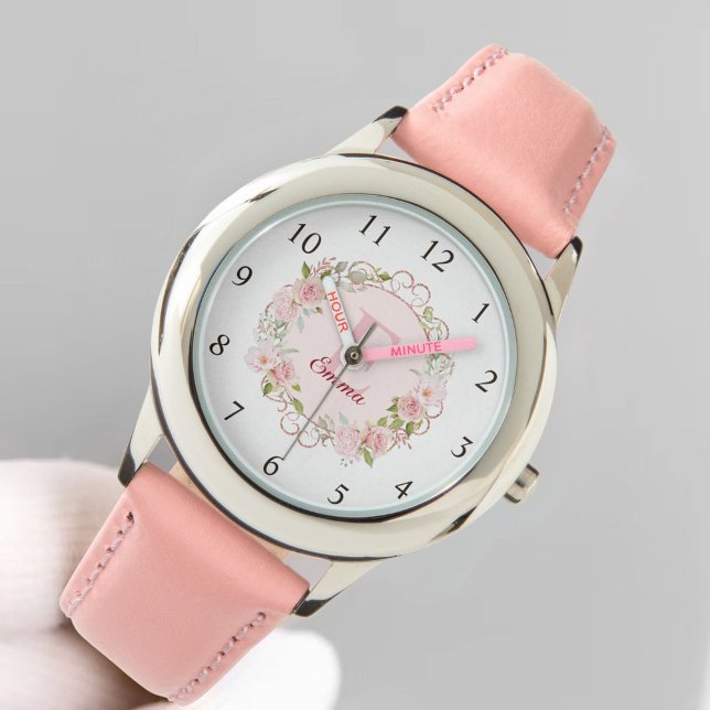 Monogram Watercolor Blush Pink Rose Flowers Floral Armbanduhr (In situ)