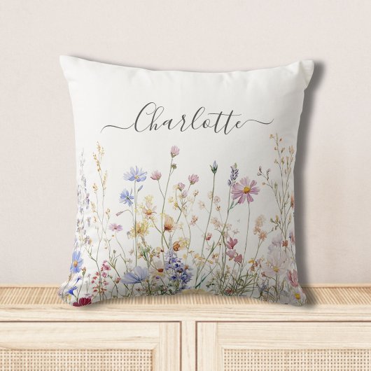 Monogram Watercolor Rustic Pretty Wildflower Field Kissen