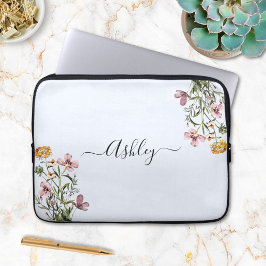 Monogram Watercolor Wildblume Bouquet #1 Laptopschutzhülle