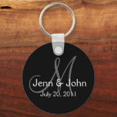 Monogram Wedding Bride Groom Date Black Key Chain Schlüsselanhänger (Vorderseite)