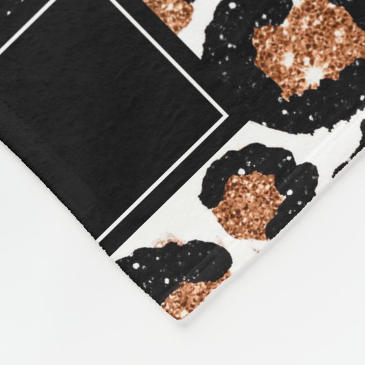 Monogram White and Gold Foil Cheetah Pattern Fleecedecke (Ecke)