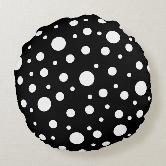 Monogram White auf Black Polka Dot Pattern Rundes Kissen (Rückseite)