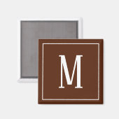 Monogram White auf dem braunen Square Magnet (Vorderseite/Rückseite)
