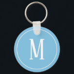 Monogram White auf Light Blue Schlüsselanhänger<br><div class="desc">Ein Schlüsselanhänger mit weißem Monogramm auf hellblauem Hintergrund. Passen Sie den Schlüsselanhänger mit Ihren eigenen Initialen oder Initialen,  Farben,  u.a. an.</div>