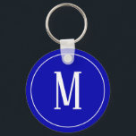 Monogram White auf Royal Blue Schlüsselanhänger<br><div class="desc">Ein Schlüsselanhänger mit einem weißen Monogramm auf einem königsblauen Hintergrund. Passen Sie den Schlüsselanhänger mit Ihren eigenen Initialen oder Initialen, Farben, u.a. an.</div>