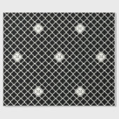 Monogram White & Black Quatrefoil Muster Hochzeit Geschenkpapier (Flach)