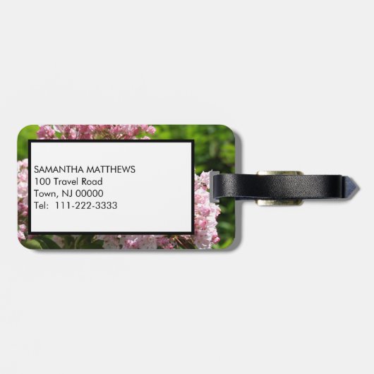 Monogram White Mountain Laurel Floral Gepäckanhänger (Rückseite horizontal)