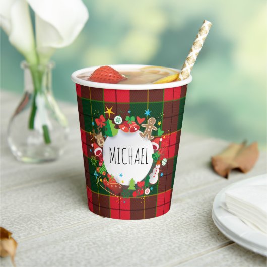 Monogram Winter Holiday Christmas Scottish Pattern Pappbecher (In Situ)