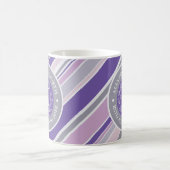 Monogram Wreath Trendy Strips Lila Leaf Laurel Kaffeetasse (Mittel)