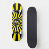 Monogram Yellow Funky Sun Rays Muster Skateboard (Vorne)