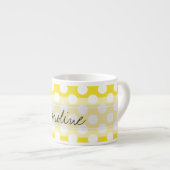 Monogram Yellow White Trendy Fun Polka Dot Pattern Espressotasse (Vorderseite Rechts)