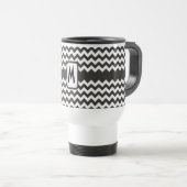 Monogram Zigzag Travel Mug: Schwarze, weiße Chevro Reisebecher (VorderseiteRechts)