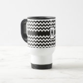 Monogram Zigzag Travel Mug: Schwarze, weiße Chevro Reisebecher (Vorderseite Links)