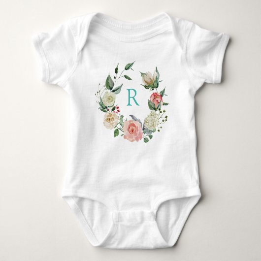 Monogramierter, sehr hübscher Blumenkranz Baby Strampler (Vorderseite)