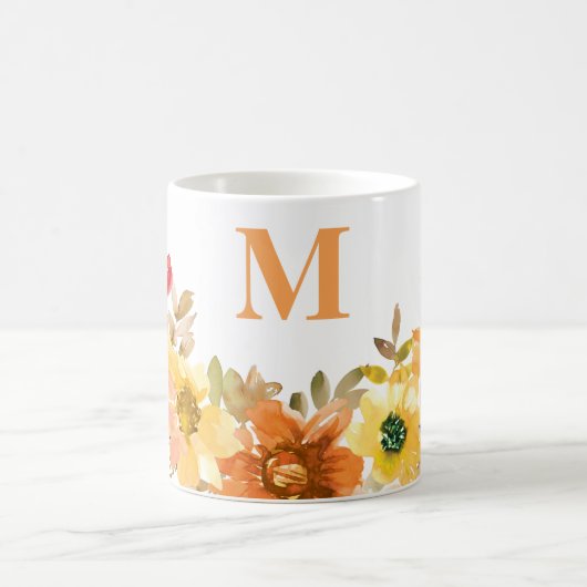 Monogramm anfänglicher Orangefarbener Wasserfarben Kaffeetasse (Mittel)