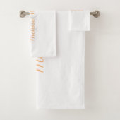 Monogramm Anfangsname Skript Gelbes Gold Weiß Badhandtuch Set (Insitu)