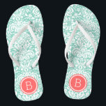 Monogramm Aqua und Coral Floral Damask Badesandalen<br><div class="desc">Maßgeschneiderte,  bedruckte Flop-Sandalen mit einem eleganten,  floralen Damastmuster und einem eigenen Monogramm oder einem anderen Text in einem Kreissaal. Klicken Sie auf Anpassen,  um Schriftart und Farben zu ändern oder eigene Bilder hinzuzufügen,  um ein einzigartiges Design zu erstellen!</div>