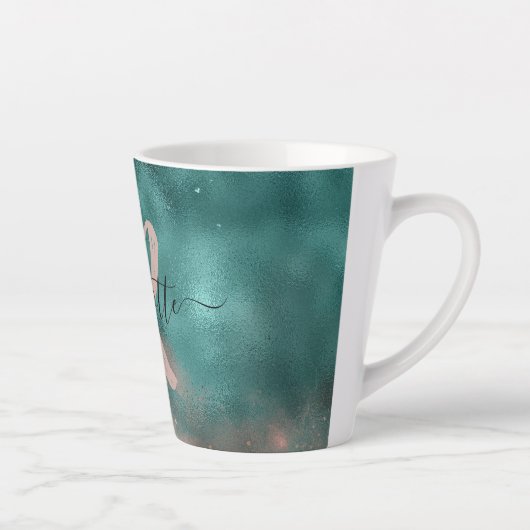 Monogramm Aquamarin und weich rosa Ombre-Folie Milchtasse (Rechts)