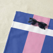 Monogramm auf Cabanastreifen von Blauem, von rosa Strandtuch (Beispiel)