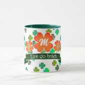 Monogramm auf Klee-Kleeblatt-Muster Tasse (Zentrum)