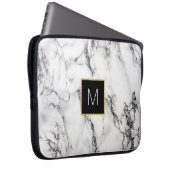Monogramm auf Marmor Laptopschutzhülle (Vorne Rechts)