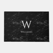 Monogramm auf schwarzem Marmor Moderner, eleganter Fußmatte (Vorderseite)