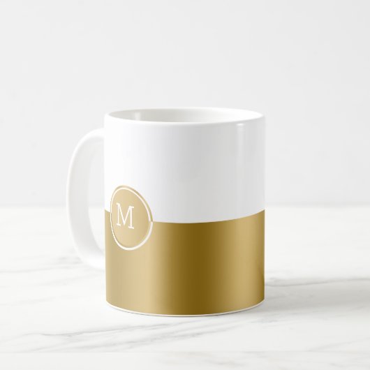 Monogramm auf weißem und goldfarbenem Splitscreen Kaffeetasse (Vorderseite Links)