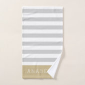 Monogramm aus Gold und grauen Streifen | Editierba Badhandtuch Set (Handtuch)