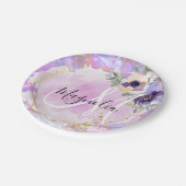 Monogramm aus Lila, rosa und goldfarbenem Rainbow- Pappteller (Schrägansicht)