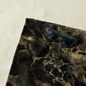 Monogramm aus schwarzem und goldenem Marmor Strandtuch (Beispiel)