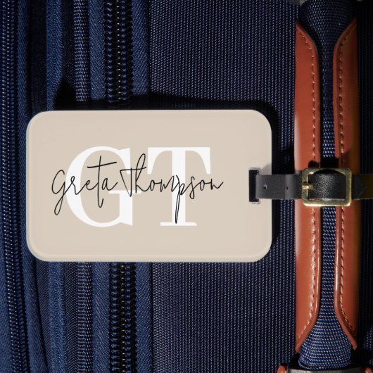 Monogramm Beige für schwarze und weiße Signaturen Gepäckanhänger (Vorderseite Insitu 4)