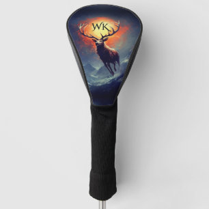 Monogramm-Bergschuh, der aus dem Flammenfeuer läuf Golf Headcover