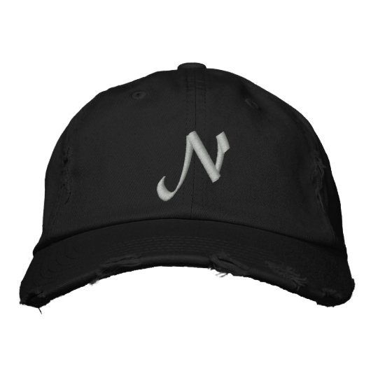 MONOGRAMM BESTICKTE BASEBALLKAPPE (Vorderseite)