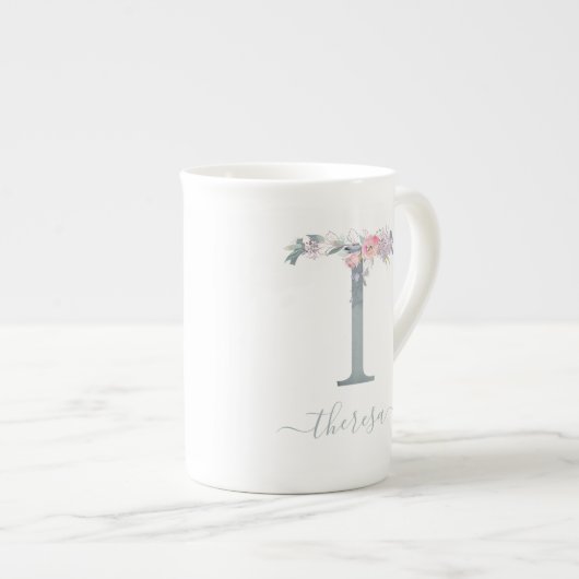 Monogramm Blauer Rosa Farbton Blumenbuchstabe T Porzellantasse (Vorderseite Rechts)