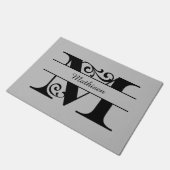 Monogramm Blüh Buchstaben M mit Name Doormat Fußmatte (Schrägansicht)