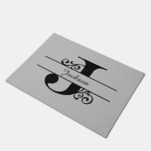 Monogramm Blüh Letter J mit Name Doormat Fußmatte (Schrägansicht)