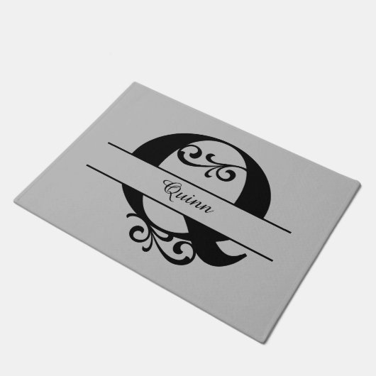 Monogramm Blühe Buchstaben Q mit Name Doormat Fußmatte (Schrägansicht)