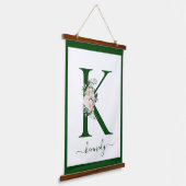 Monogramm-Blumen-Initial K Wandteppich Mit Holzrahmen (Gewinkelt)
