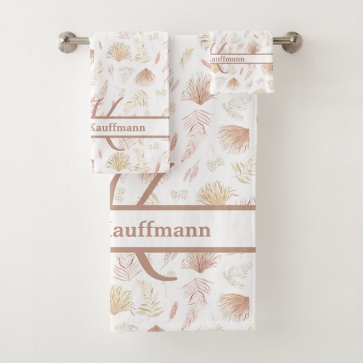 Monogramm Botanische Rose Gold Neutrale Terrakotta Badhandtuch Set (Insitu)