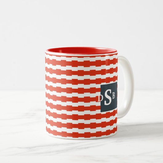 Monogramm Boxstripe Muster Zweifarbige Tasse (VorderseiteRechts)
